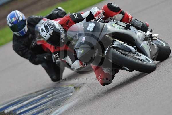 Motorcycle action photographs;Rockingham;Rockingham photographs;event digital images;eventdigitalimages;no limits trackday;peter wileman photography;rockingham corby northamptonshire;trackday;trackday digital images;trackday photos