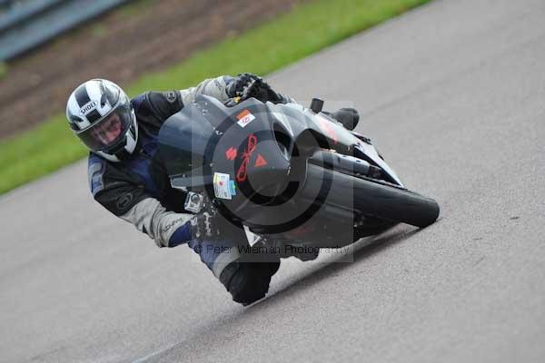 Motorcycle action photographs;Rockingham;Rockingham photographs;event digital images;eventdigitalimages;no limits trackday;peter wileman photography;rockingham corby northamptonshire;trackday;trackday digital images;trackday photos