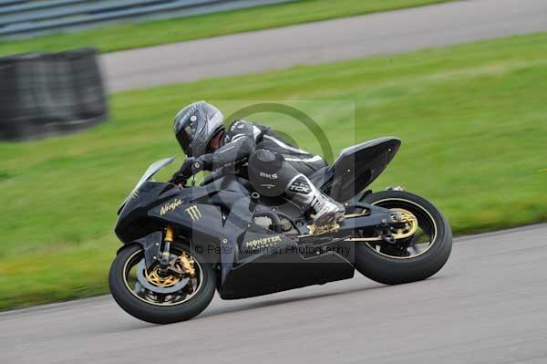 Motorcycle action photographs;Rockingham;Rockingham photographs;event digital images;eventdigitalimages;no limits trackday;peter wileman photography;rockingham corby northamptonshire;trackday;trackday digital images;trackday photos