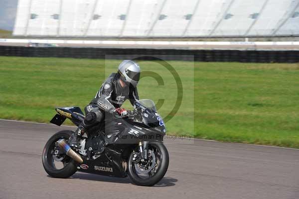 Motorcycle action photographs;Rockingham;Rockingham photographs;event digital images;eventdigitalimages;no limits trackday;peter wileman photography;rockingham corby northamptonshire;trackday;trackday digital images;trackday photos