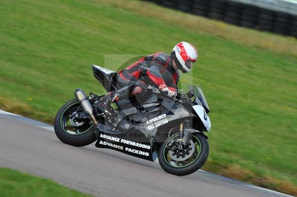 Motorcycle action photographs;Rockingham;Rockingham photographs;event digital images;eventdigitalimages;no limits trackday;peter wileman photography;rockingham corby northamptonshire;trackday;trackday digital images;trackday photos