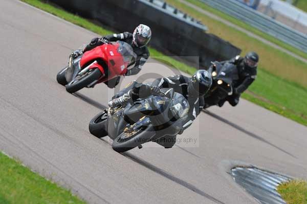 Motorcycle action photographs;Rockingham;Rockingham photographs;event digital images;eventdigitalimages;no limits trackday;peter wileman photography;rockingham corby northamptonshire;trackday;trackday digital images;trackday photos