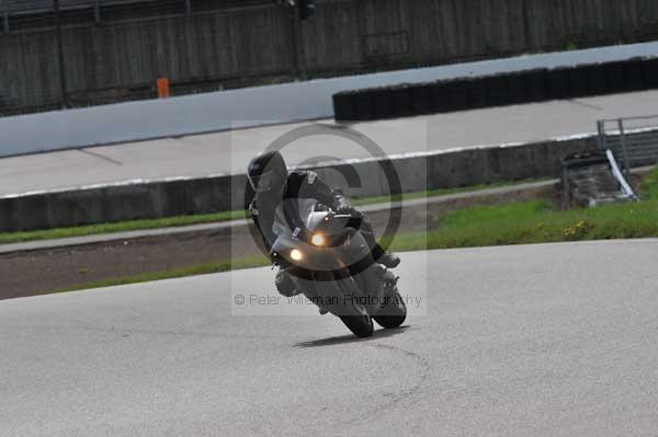 Motorcycle action photographs;Rockingham;Rockingham photographs;event digital images;eventdigitalimages;no limits trackday;peter wileman photography;rockingham corby northamptonshire;trackday;trackday digital images;trackday photos