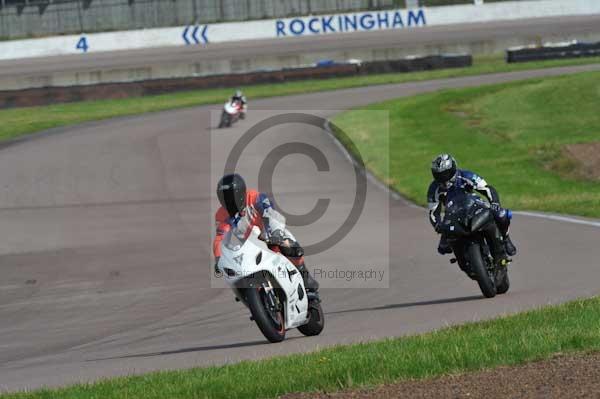 Motorcycle action photographs;Rockingham;Rockingham photographs;event digital images;eventdigitalimages;no limits trackday;peter wileman photography;rockingham corby northamptonshire;trackday;trackday digital images;trackday photos