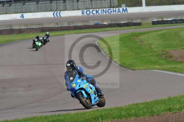 Motorcycle action photographs;Rockingham;Rockingham photographs;event digital images;eventdigitalimages;no limits trackday;peter wileman photography;rockingham corby northamptonshire;trackday;trackday digital images;trackday photos