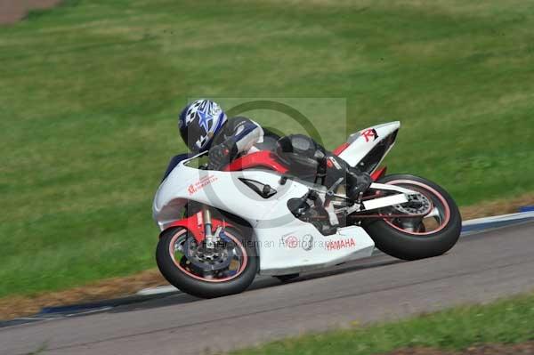 Motorcycle action photographs;Rockingham;Rockingham photographs;event digital images;eventdigitalimages;no limits trackday;peter wileman photography;rockingham corby northamptonshire;trackday;trackday digital images;trackday photos