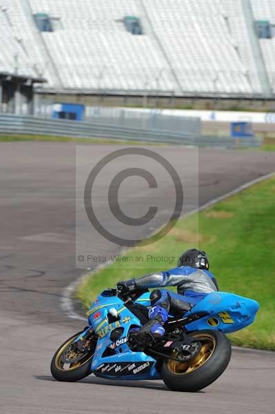 Motorcycle action photographs;Rockingham;Rockingham photographs;event digital images;eventdigitalimages;no limits trackday;peter wileman photography;rockingham corby northamptonshire;trackday;trackday digital images;trackday photos