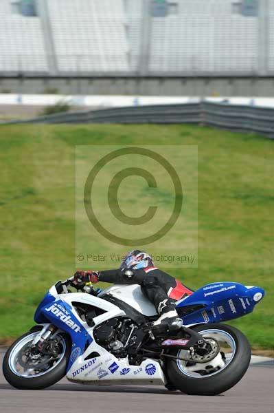 Motorcycle action photographs;Rockingham;Rockingham photographs;event digital images;eventdigitalimages;no limits trackday;peter wileman photography;rockingham corby northamptonshire;trackday;trackday digital images;trackday photos