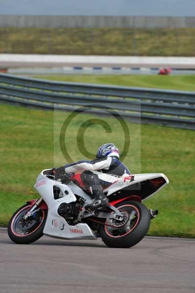 Motorcycle action photographs;Rockingham;Rockingham photographs;event digital images;eventdigitalimages;no limits trackday;peter wileman photography;rockingham corby northamptonshire;trackday;trackday digital images;trackday photos