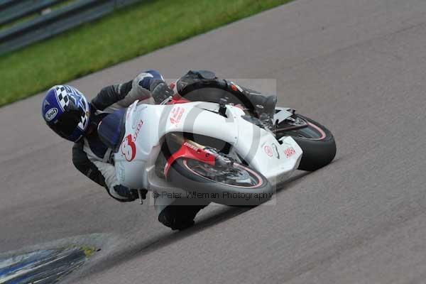 Motorcycle action photographs;Rockingham;Rockingham photographs;event digital images;eventdigitalimages;no limits trackday;peter wileman photography;rockingham corby northamptonshire;trackday;trackday digital images;trackday photos