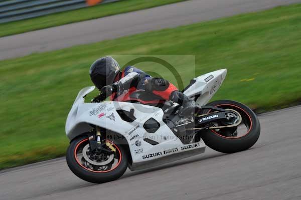 Motorcycle action photographs;Rockingham;Rockingham photographs;event digital images;eventdigitalimages;no limits trackday;peter wileman photography;rockingham corby northamptonshire;trackday;trackday digital images;trackday photos