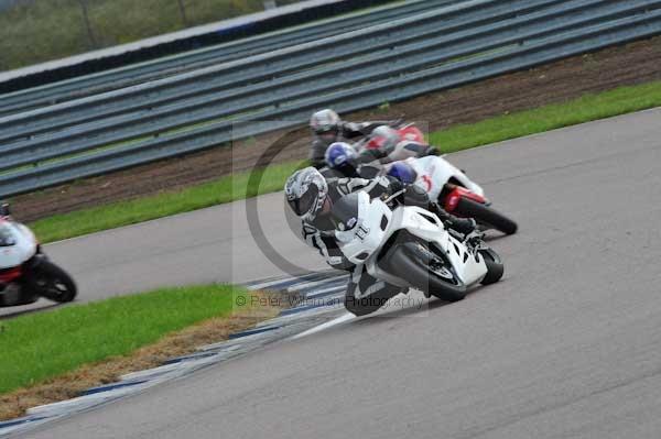 Motorcycle action photographs;Rockingham;Rockingham photographs;event digital images;eventdigitalimages;no limits trackday;peter wileman photography;rockingham corby northamptonshire;trackday;trackday digital images;trackday photos