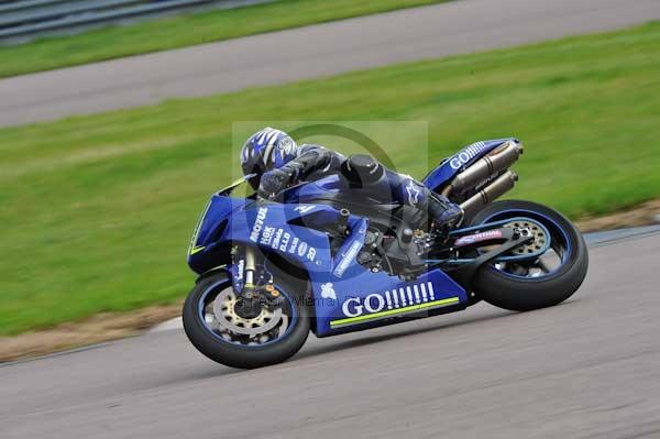 Motorcycle action photographs;Rockingham;Rockingham photographs;event digital images;eventdigitalimages;no limits trackday;peter wileman photography;rockingham corby northamptonshire;trackday;trackday digital images;trackday photos