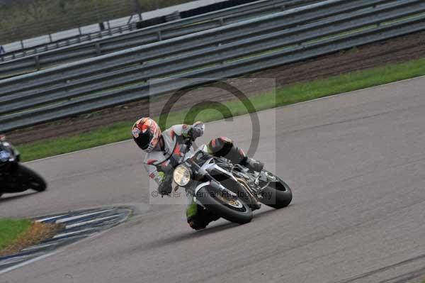 Motorcycle action photographs;Rockingham;Rockingham photographs;event digital images;eventdigitalimages;no limits trackday;peter wileman photography;rockingham corby northamptonshire;trackday;trackday digital images;trackday photos