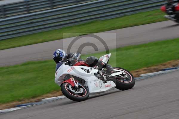 Motorcycle action photographs;Rockingham;Rockingham photographs;event digital images;eventdigitalimages;no limits trackday;peter wileman photography;rockingham corby northamptonshire;trackday;trackday digital images;trackday photos