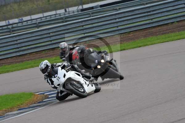 Motorcycle action photographs;Rockingham;Rockingham photographs;event digital images;eventdigitalimages;no limits trackday;peter wileman photography;rockingham corby northamptonshire;trackday;trackday digital images;trackday photos