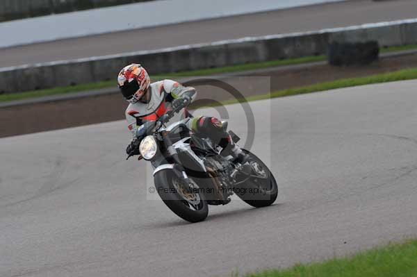 Motorcycle action photographs;Rockingham;Rockingham photographs;event digital images;eventdigitalimages;no limits trackday;peter wileman photography;rockingham corby northamptonshire;trackday;trackday digital images;trackday photos