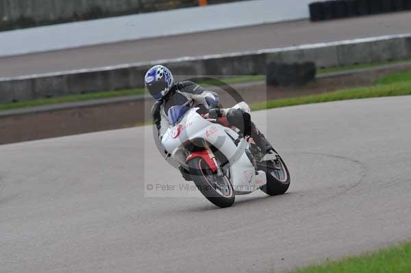 Motorcycle action photographs;Rockingham;Rockingham photographs;event digital images;eventdigitalimages;no limits trackday;peter wileman photography;rockingham corby northamptonshire;trackday;trackday digital images;trackday photos