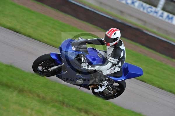 Motorcycle action photographs;Rockingham;Rockingham photographs;event digital images;eventdigitalimages;no limits trackday;peter wileman photography;rockingham corby northamptonshire;trackday;trackday digital images;trackday photos