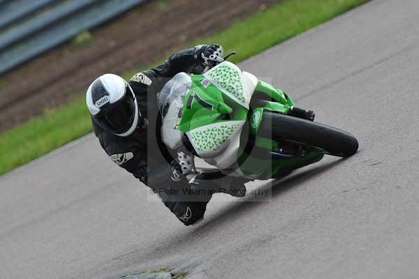Motorcycle action photographs;Rockingham;Rockingham photographs;event digital images;eventdigitalimages;no limits trackday;peter wileman photography;rockingham corby northamptonshire;trackday;trackday digital images;trackday photos