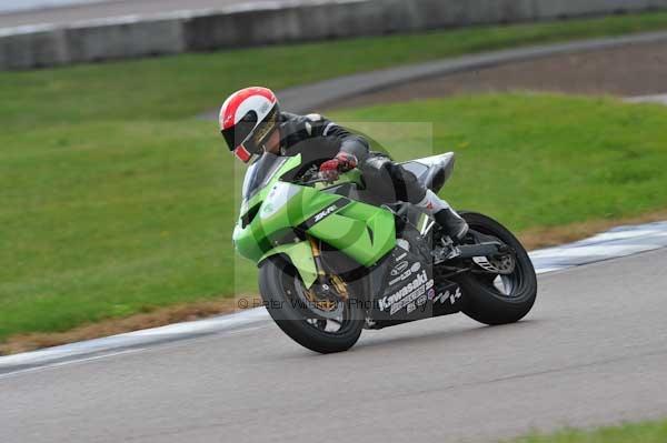 Motorcycle action photographs;Rockingham;Rockingham photographs;event digital images;eventdigitalimages;no limits trackday;peter wileman photography;rockingham corby northamptonshire;trackday;trackday digital images;trackday photos