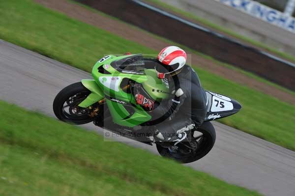 Motorcycle action photographs;Rockingham;Rockingham photographs;event digital images;eventdigitalimages;no limits trackday;peter wileman photography;rockingham corby northamptonshire;trackday;trackday digital images;trackday photos