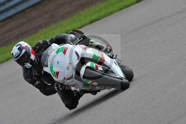 Motorcycle action photographs;Rockingham;Rockingham photographs;event digital images;eventdigitalimages;no limits trackday;peter wileman photography;rockingham corby northamptonshire;trackday;trackday digital images;trackday photos