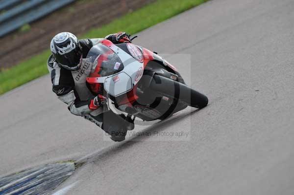 Motorcycle action photographs;Rockingham;Rockingham photographs;event digital images;eventdigitalimages;no limits trackday;peter wileman photography;rockingham corby northamptonshire;trackday;trackday digital images;trackday photos