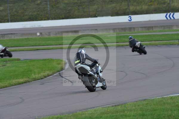 Motorcycle action photographs;Rockingham;Rockingham photographs;event digital images;eventdigitalimages;no limits trackday;peter wileman photography;rockingham corby northamptonshire;trackday;trackday digital images;trackday photos