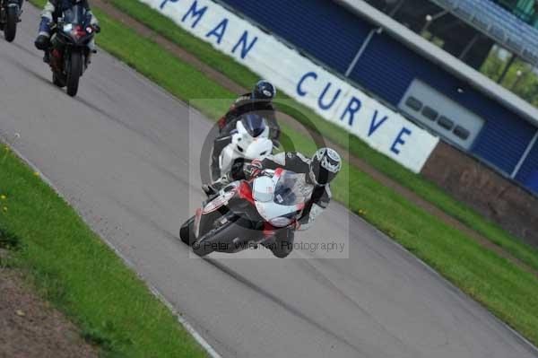 Motorcycle action photographs;Rockingham;Rockingham photographs;event digital images;eventdigitalimages;no limits trackday;peter wileman photography;rockingham corby northamptonshire;trackday;trackday digital images;trackday photos