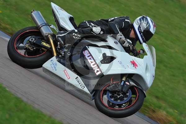 Motorcycle action photographs;Rockingham;Rockingham photographs;event digital images;eventdigitalimages;no limits trackday;peter wileman photography;rockingham corby northamptonshire;trackday;trackday digital images;trackday photos