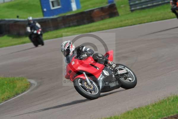 Motorcycle action photographs;Rockingham;Rockingham photographs;event digital images;eventdigitalimages;no limits trackday;peter wileman photography;rockingham corby northamptonshire;trackday;trackday digital images;trackday photos