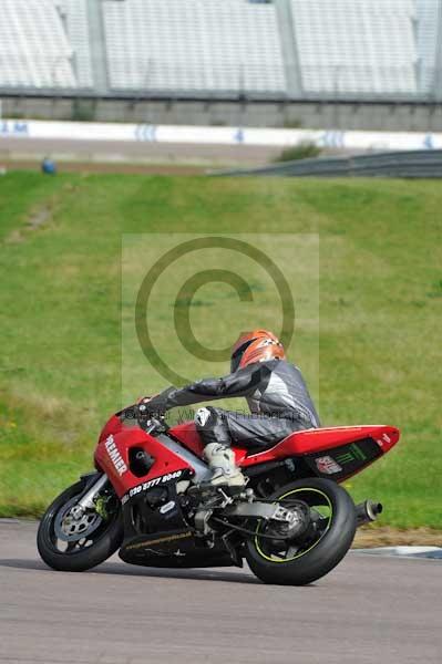 Motorcycle action photographs;Rockingham;Rockingham photographs;event digital images;eventdigitalimages;no limits trackday;peter wileman photography;rockingham corby northamptonshire;trackday;trackday digital images;trackday photos