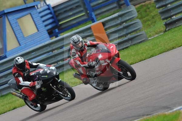 Motorcycle action photographs;Rockingham;Rockingham photographs;event digital images;eventdigitalimages;no limits trackday;peter wileman photography;rockingham corby northamptonshire;trackday;trackday digital images;trackday photos