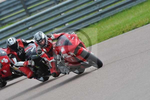 Motorcycle action photographs;Rockingham;Rockingham photographs;event digital images;eventdigitalimages;no limits trackday;peter wileman photography;rockingham corby northamptonshire;trackday;trackday digital images;trackday photos