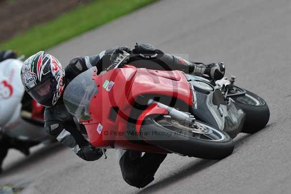 Motorcycle action photographs;Rockingham;Rockingham photographs;event digital images;eventdigitalimages;no limits trackday;peter wileman photography;rockingham corby northamptonshire;trackday;trackday digital images;trackday photos