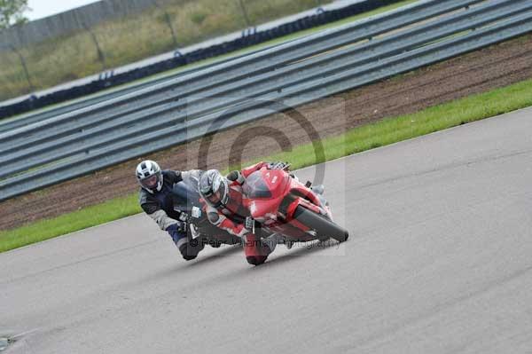 Motorcycle action photographs;Rockingham;Rockingham photographs;event digital images;eventdigitalimages;no limits trackday;peter wileman photography;rockingham corby northamptonshire;trackday;trackday digital images;trackday photos