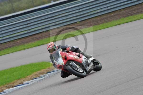 Motorcycle action photographs;Rockingham;Rockingham photographs;event digital images;eventdigitalimages;no limits trackday;peter wileman photography;rockingham corby northamptonshire;trackday;trackday digital images;trackday photos