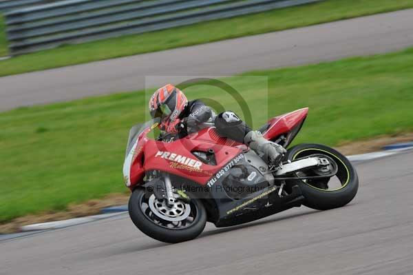 Motorcycle action photographs;Rockingham;Rockingham photographs;event digital images;eventdigitalimages;no limits trackday;peter wileman photography;rockingham corby northamptonshire;trackday;trackday digital images;trackday photos