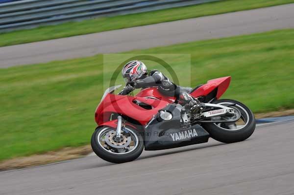 Motorcycle action photographs;Rockingham;Rockingham photographs;event digital images;eventdigitalimages;no limits trackday;peter wileman photography;rockingham corby northamptonshire;trackday;trackday digital images;trackday photos