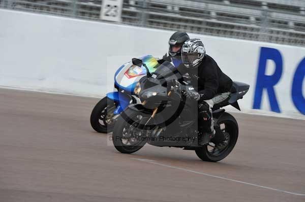 Motorcycle action photographs;Rockingham;Rockingham photographs;event digital images;eventdigitalimages;no limits trackday;peter wileman photography;rockingham corby northamptonshire;trackday;trackday digital images;trackday photos