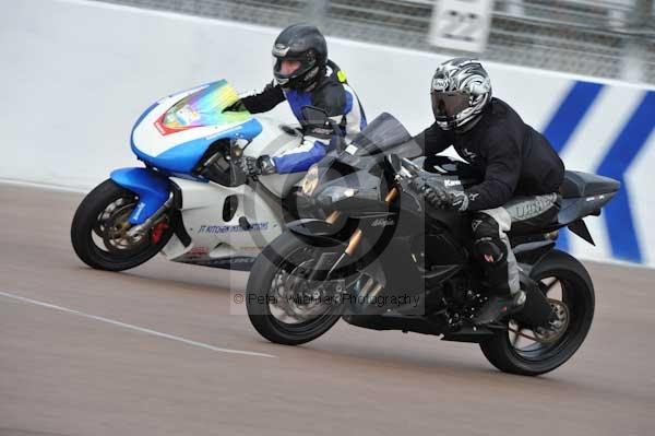 Motorcycle action photographs;Rockingham;Rockingham photographs;event digital images;eventdigitalimages;no limits trackday;peter wileman photography;rockingham corby northamptonshire;trackday;trackday digital images;trackday photos