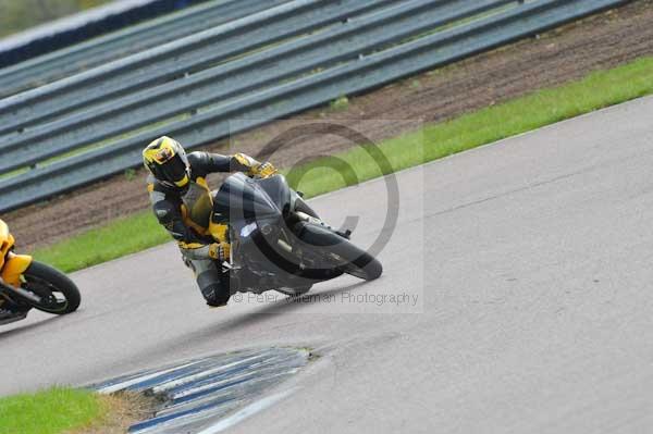 Motorcycle action photographs;Rockingham;Rockingham photographs;event digital images;eventdigitalimages;no limits trackday;peter wileman photography;rockingham corby northamptonshire;trackday;trackday digital images;trackday photos