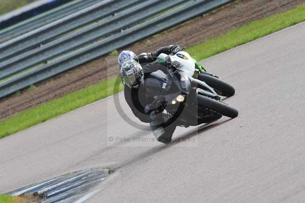 Motorcycle action photographs;Rockingham;Rockingham photographs;event digital images;eventdigitalimages;no limits trackday;peter wileman photography;rockingham corby northamptonshire;trackday;trackday digital images;trackday photos