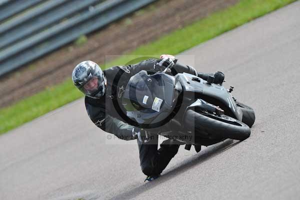 Motorcycle action photographs;Rockingham;Rockingham photographs;event digital images;eventdigitalimages;no limits trackday;peter wileman photography;rockingham corby northamptonshire;trackday;trackday digital images;trackday photos