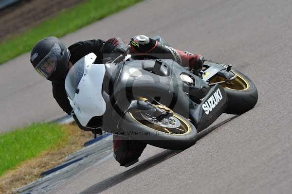 Motorcycle action photographs;Rockingham;Rockingham photographs;event digital images;eventdigitalimages;no limits trackday;peter wileman photography;rockingham corby northamptonshire;trackday;trackday digital images;trackday photos