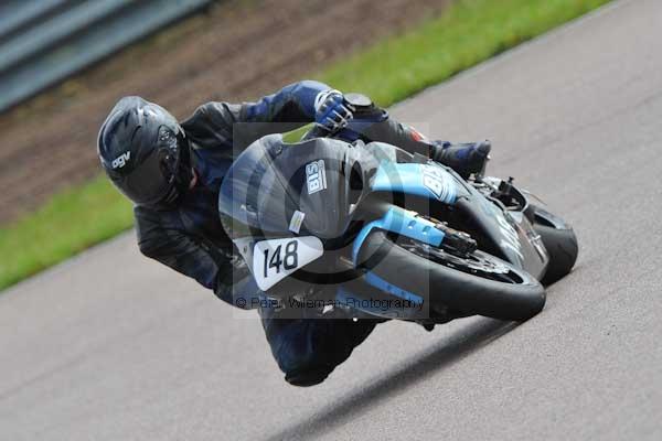 Motorcycle action photographs;Rockingham;Rockingham photographs;event digital images;eventdigitalimages;no limits trackday;peter wileman photography;rockingham corby northamptonshire;trackday;trackday digital images;trackday photos