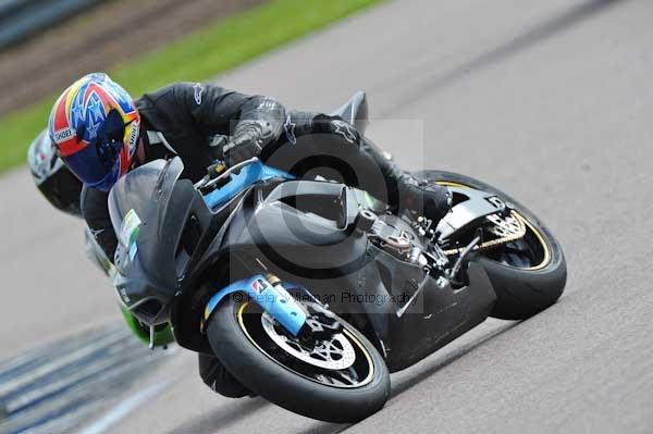Motorcycle action photographs;Rockingham;Rockingham photographs;event digital images;eventdigitalimages;no limits trackday;peter wileman photography;rockingham corby northamptonshire;trackday;trackday digital images;trackday photos