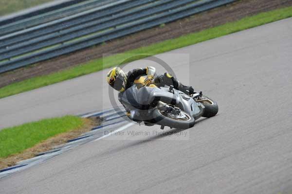 Motorcycle action photographs;Rockingham;Rockingham photographs;event digital images;eventdigitalimages;no limits trackday;peter wileman photography;rockingham corby northamptonshire;trackday;trackday digital images;trackday photos