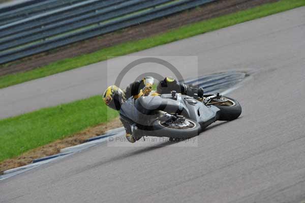Motorcycle action photographs;Rockingham;Rockingham photographs;event digital images;eventdigitalimages;no limits trackday;peter wileman photography;rockingham corby northamptonshire;trackday;trackday digital images;trackday photos